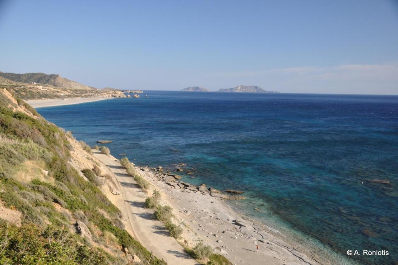 Villa George Sea View With Pool - Triopetra Eksteriør billede