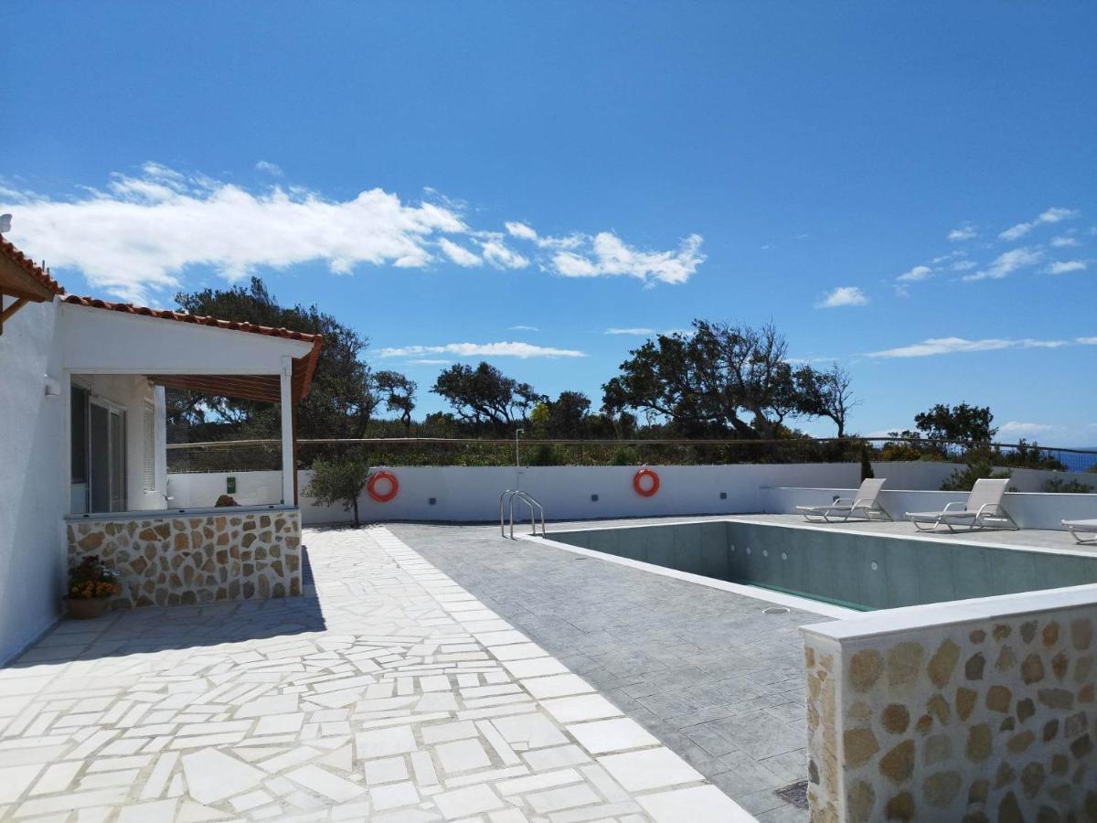 Villa George Sea View With Pool - Triopetra Eksteriør billede